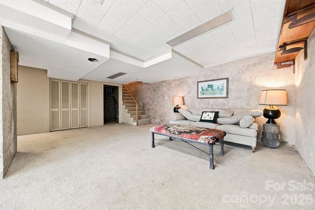 6580 Central Drive, Conover, NC 28613