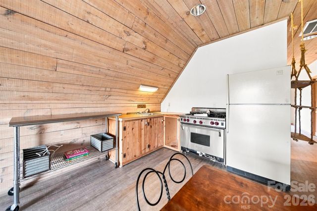 6580 Central Drive, Conover, NC 28613