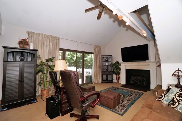 168 Coburn Woods Avenue, Nashua, NH 03063