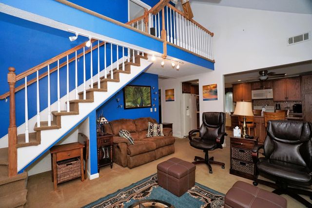 168 Coburn Woods Avenue, Nashua, NH 03063