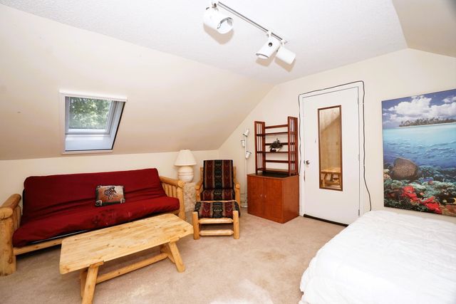 168 Coburn Woods Avenue, Nashua, NH 03063