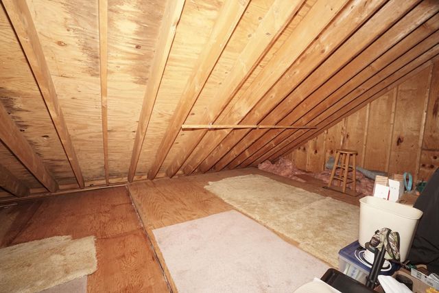 168 Coburn Woods Avenue, Nashua, NH 03063