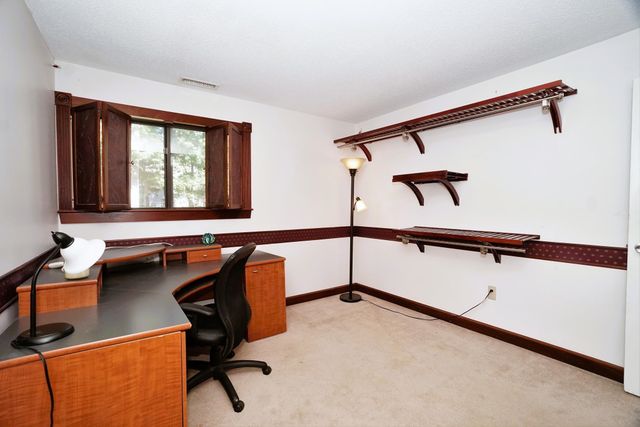 168 Coburn Woods Avenue, Nashua, NH 03063