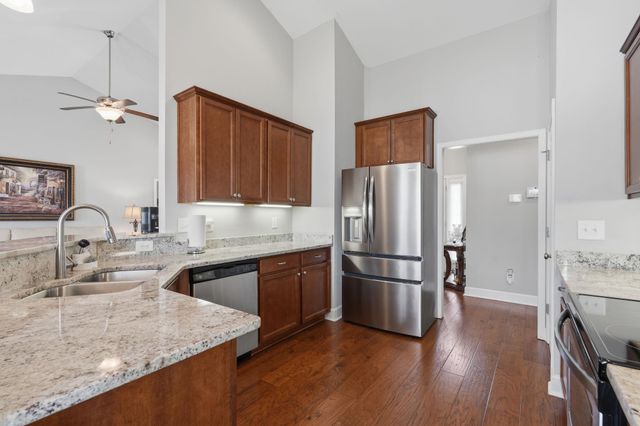 4101 Ridgewood Dr., Conway, SC 29526
