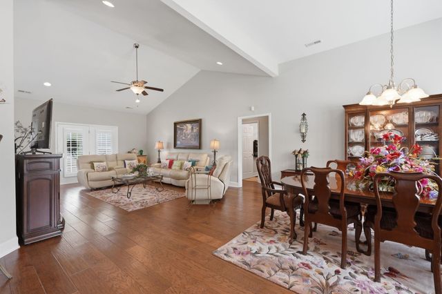 4101 Ridgewood Dr., Conway, SC 29526