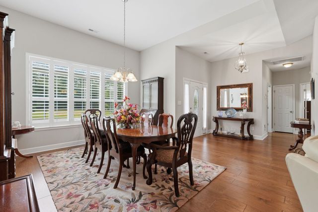 4101 Ridgewood Dr., Conway, SC 29526