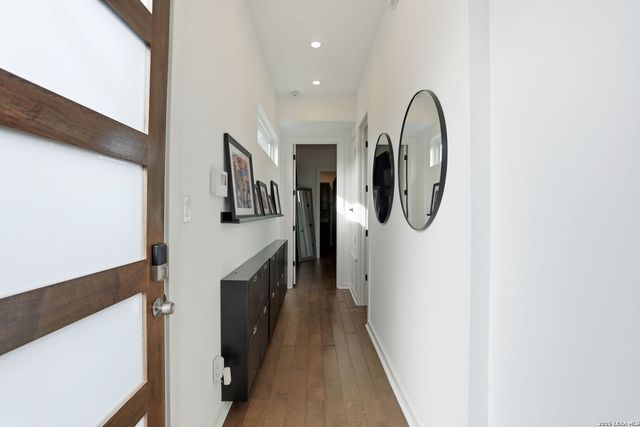 1641 N Center St, San Antonio, TX 78202