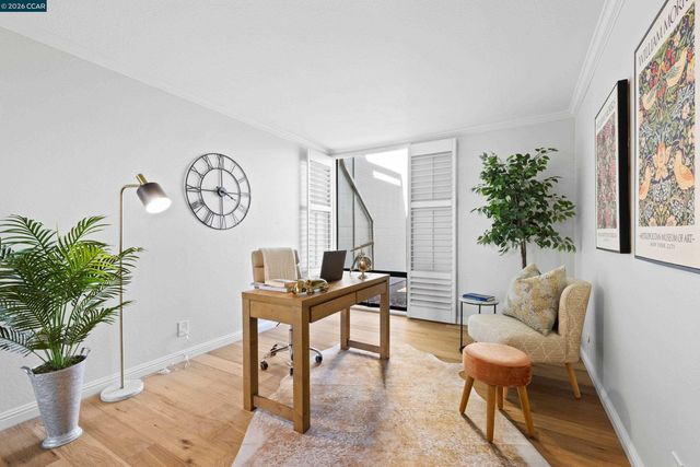 1111 Compass Ln 105, Foster City, CA 94404