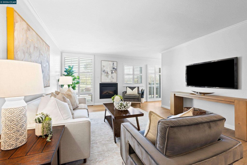 1111 Compass Ln 105, Foster City, CA 94404