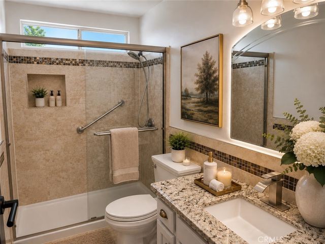 10304 Crandon Park Drive, Bakersfield, CA 93312