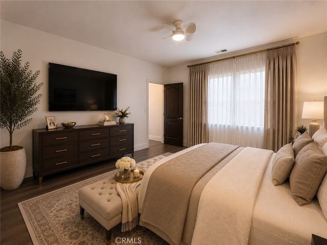 10304 Crandon Park Drive, Bakersfield, CA 93312