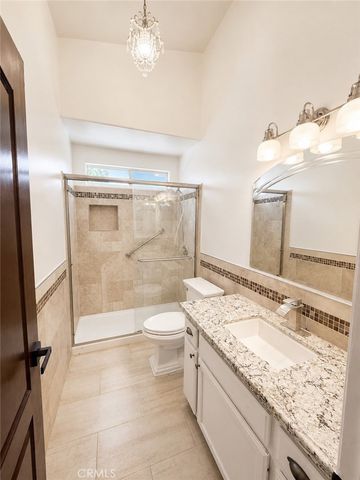 10304 Crandon Park Drive, Bakersfield, CA 93312