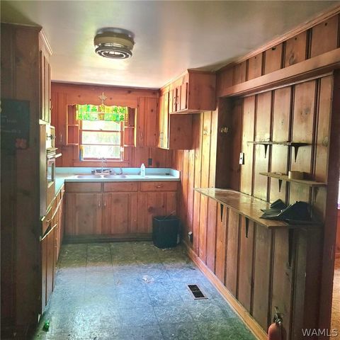 410 25th E, Tuscaloosa, AL 35401