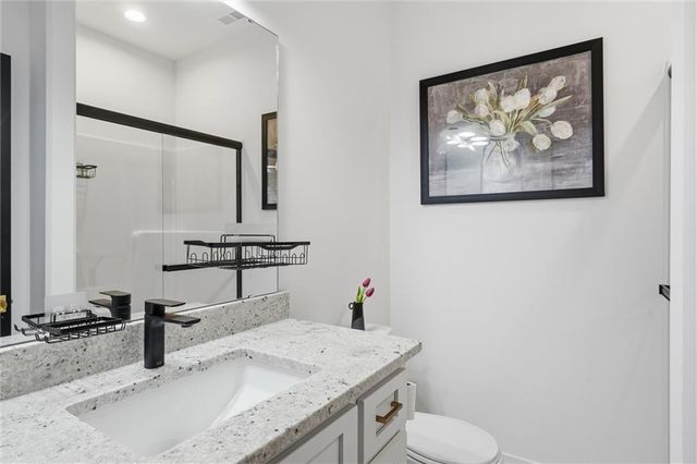 2009 Ridge Tree Drive, Pleasant Hill, MO 64080