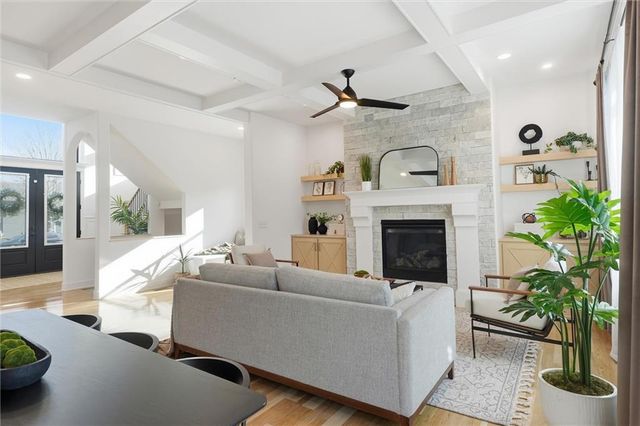 2009 Ridge Tree Drive, Pleasant Hill, MO 64080