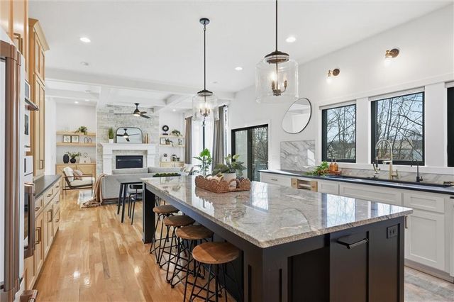 2009 Ridge Tree Drive, Pleasant Hill, MO 64080