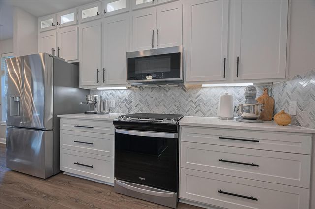 7 Tillamook Court, Spring, TX 77389