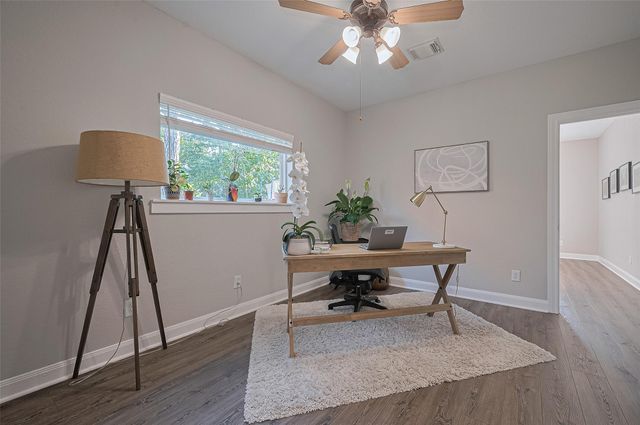 7 Tillamook Court, Spring, TX 77389