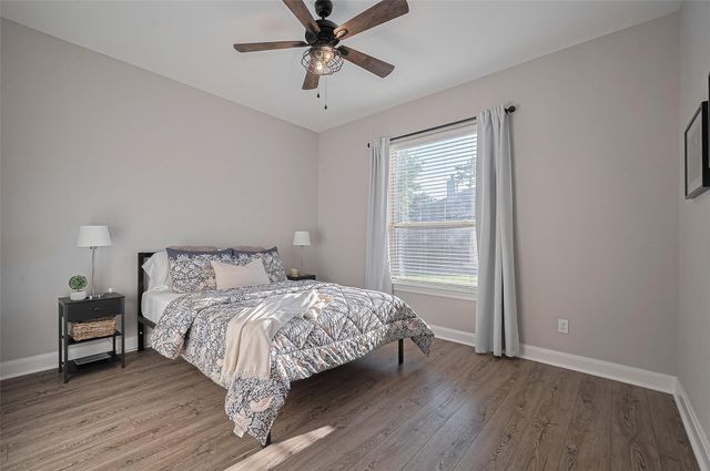 7 Tillamook Court, Spring, TX 77389