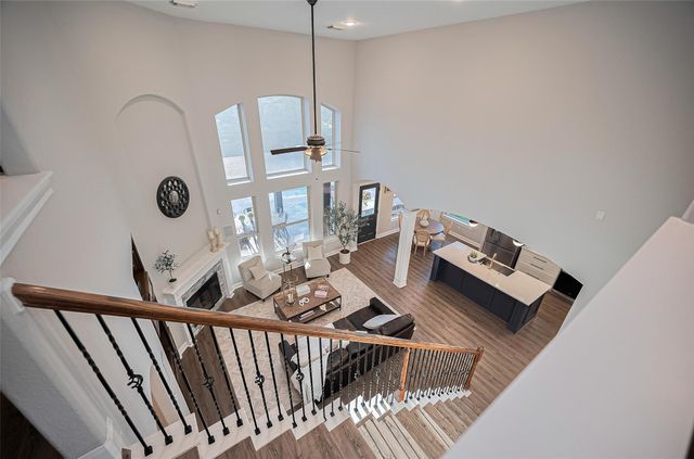 7 Tillamook Court, Spring, TX 77389