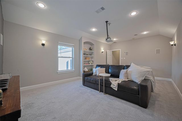 7 Tillamook Court, Spring, TX 77389