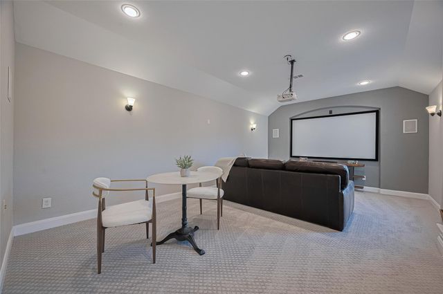 7 Tillamook Court, Spring, TX 77389