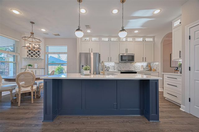 7 Tillamook Court, Spring, TX 77389