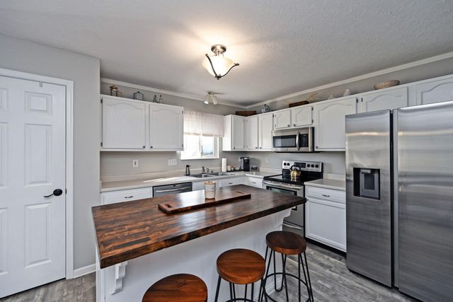 3100 Piney Creek Circle, Burlington, KY 41005