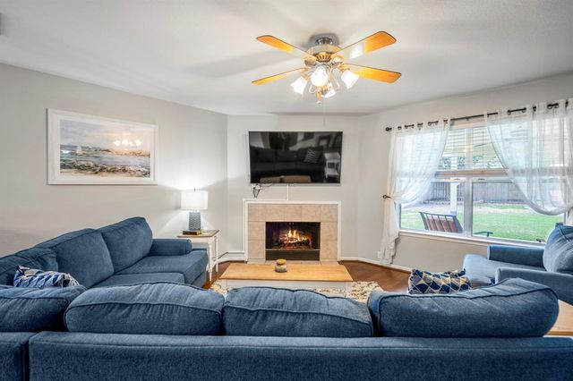 11947 Solon Springs Drive, Tomball, TX 77375