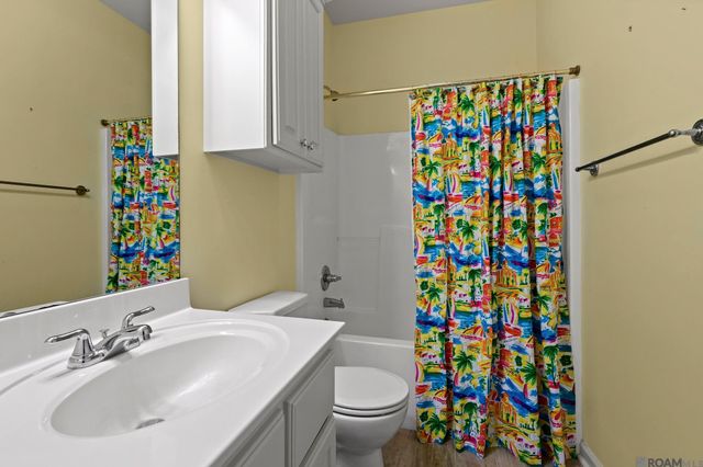 12703 Landon Dr, Walker, LA 70785