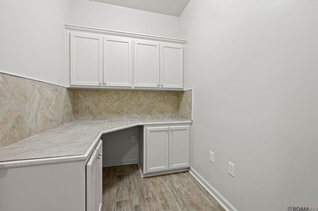 12703 Landon Dr, Walker, LA 70785