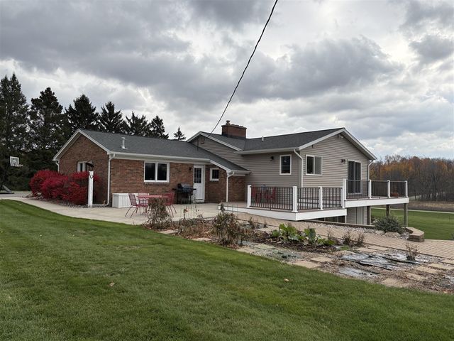 9277 Ivanrest Avenue, Byron Center, MI 49315