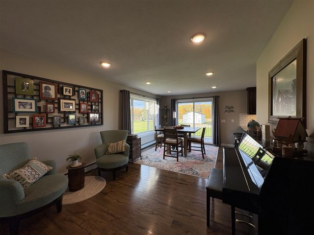 9277 Ivanrest Avenue, Byron Center, MI 49315