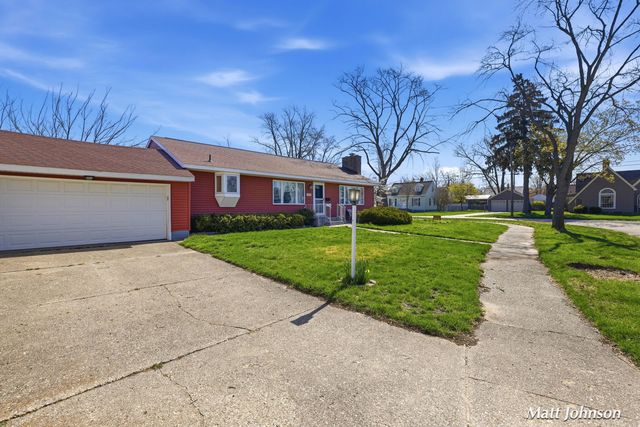 1230 Princeton Road, Roosevelt Park City, MI 49441
