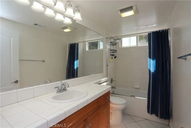 1968 Cherry, Signal Hill, CA 90755