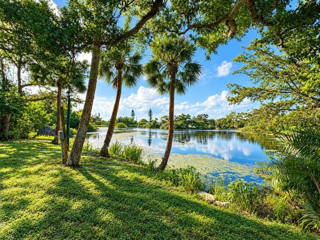 2732 49TH AVENUE W 2732, Bradenton, FL 34207