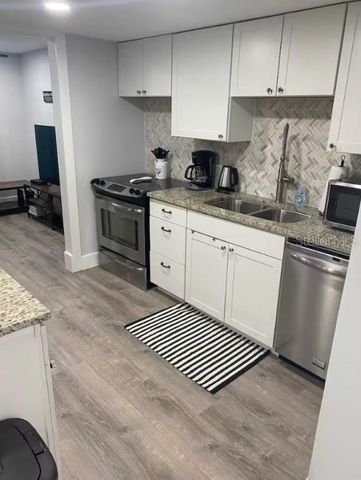 2732 49TH AVENUE W 2732, Bradenton, FL 34207