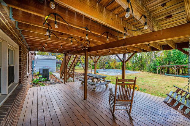 2570 Raintree Street, Connelly Springs, NC 28612