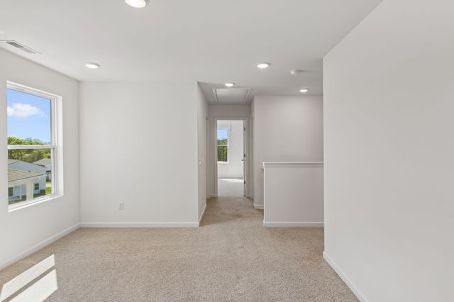3855 Kindler Ct, Columbia, TN 38401