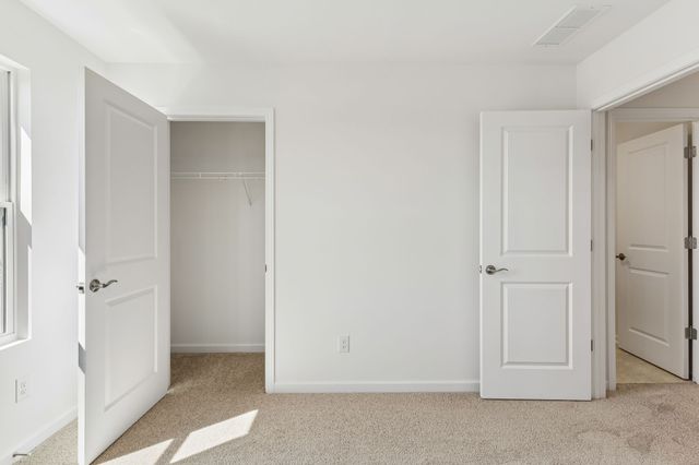 3855 Kindler Ct, Columbia, TN 38401