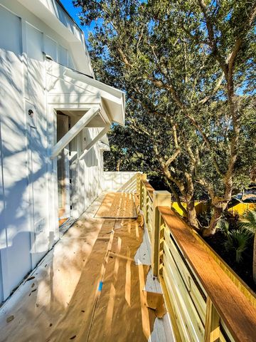 6 29th Avenue, Isle Of Palms, SC 29451