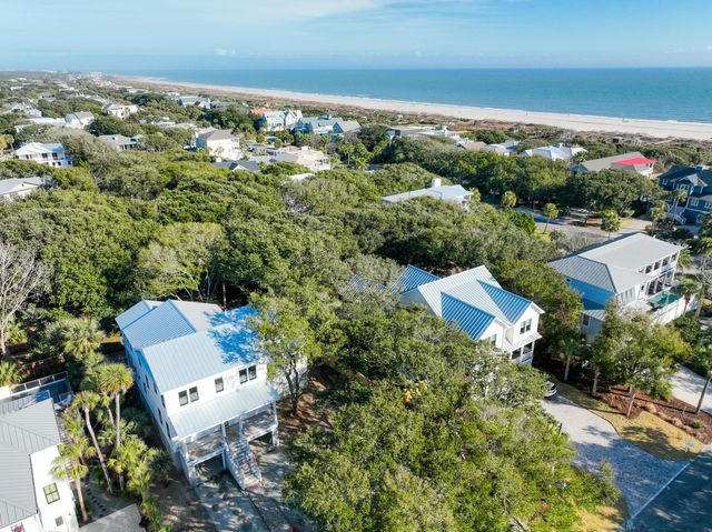 6 29th Avenue, Isle Of Palms, SC 29451