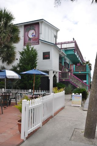 6 29th Avenue, Isle Of Palms, SC 29451