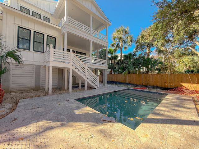 6 29th Avenue, Isle Of Palms, SC 29451