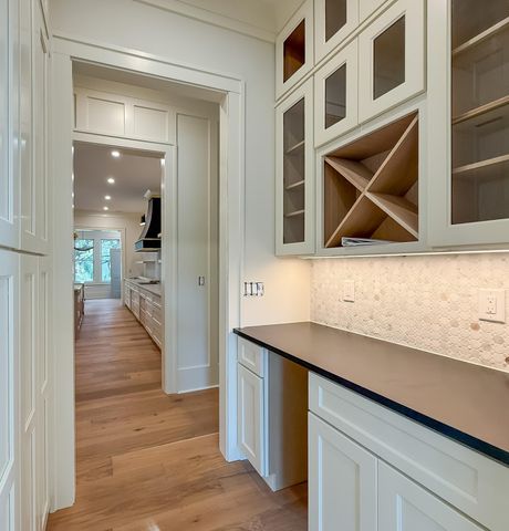 6 29th Avenue, Isle Of Palms, SC 29451