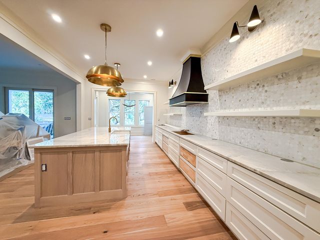 6 29th Avenue, Isle Of Palms, SC 29451