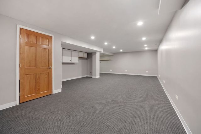 1152 Lexington Lane, Batavia, IL 60510