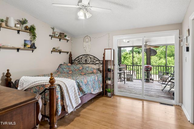 149 Aston Place 149, Kingsport, TN 37660