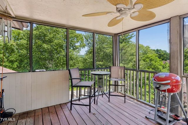 149 Aston Place 149, Kingsport, TN 37660