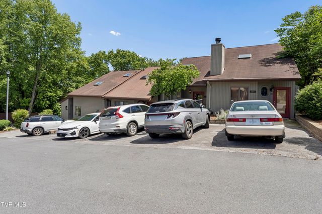 149 Aston Place 149, Kingsport, TN 37660